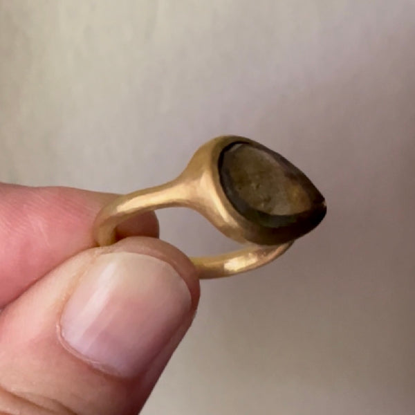 blue flash labradorite ring