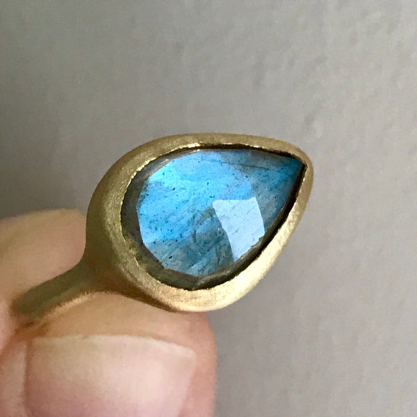 blue flash labradorite ring