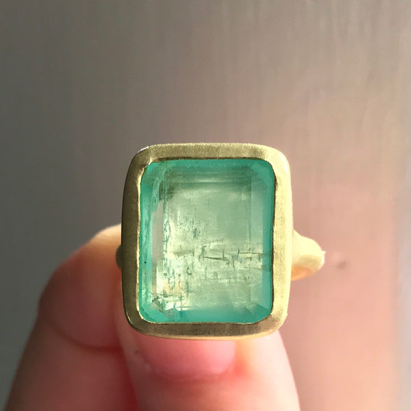 Russian emerald ring