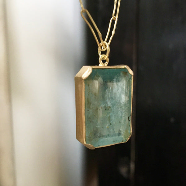 mega aquamarine pendant