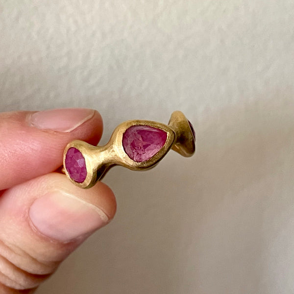 pink sapphire sculptural eternity band