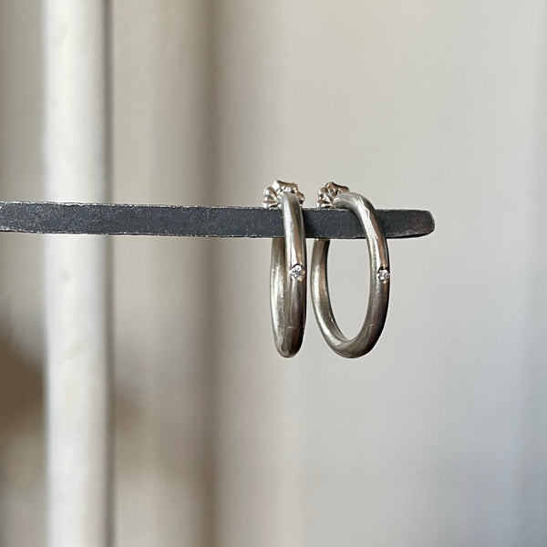 distressed medium hoops