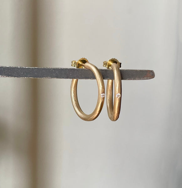 distressed medium hoops