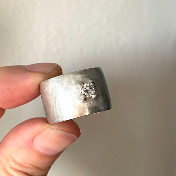 stud-set diamond cigar band (NFS)