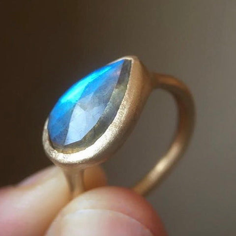 blue flash labradorite ring