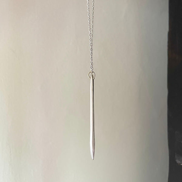 paddle pendant necklace