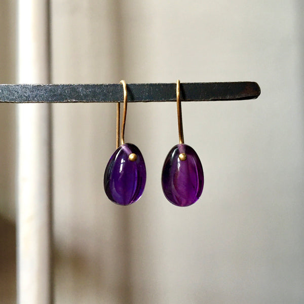 egg earrings